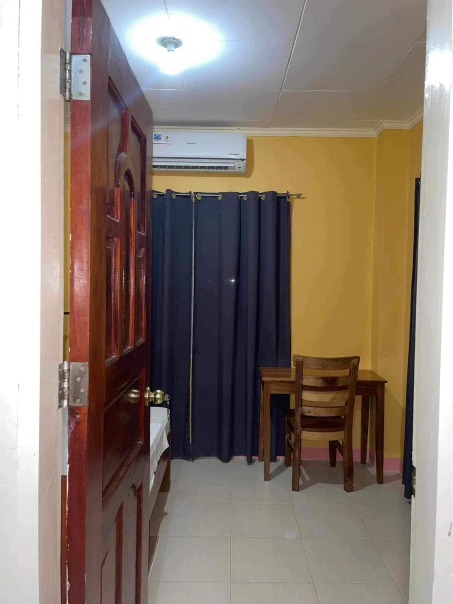 Friz Love Room Rental San Juan  Buitenkant foto